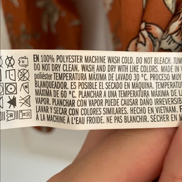 Floral button down tunic - Picture 6 of 6